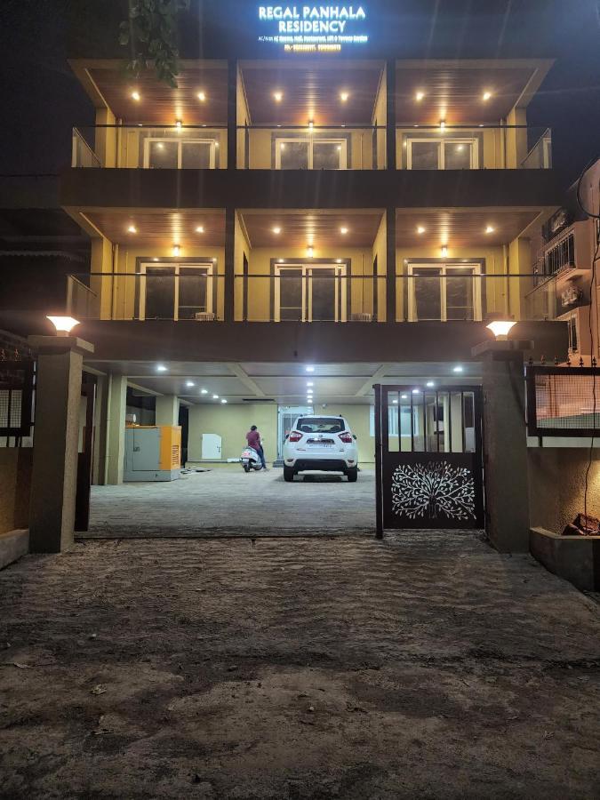 Hotel Regal Panhala Residency Zewnętrze zdjęcie